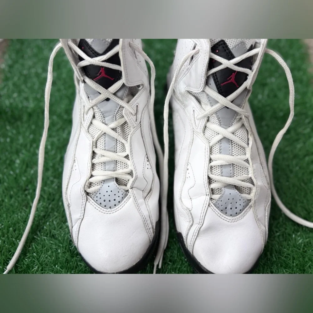 Jordan‎ True Flight White Cement Size M-10 W-11.5